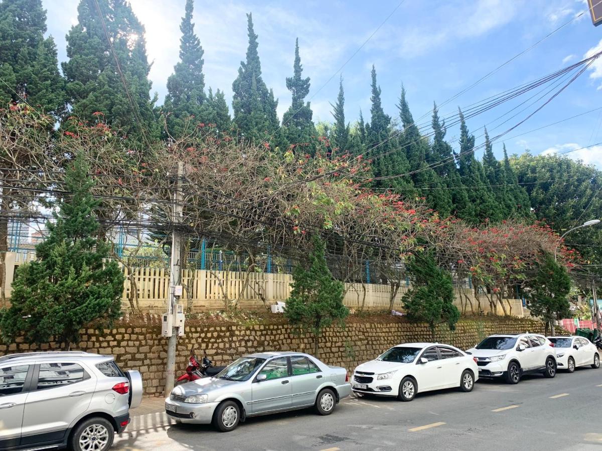 Khach San Nam Ngoc Da Lat Hotel ภายนอก รูปภาพ
