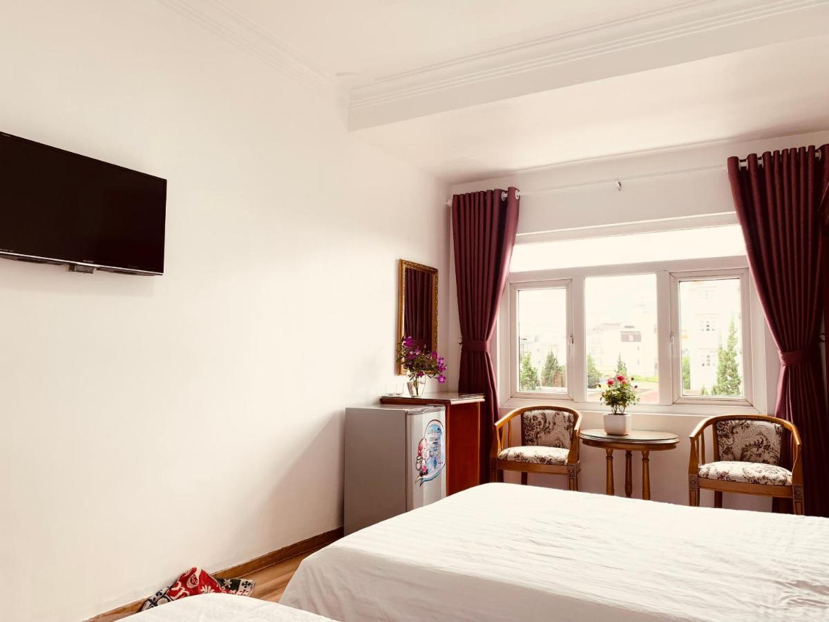 Khach San Nam Ngoc Da Lat Hotel ภายนอก รูปภาพ