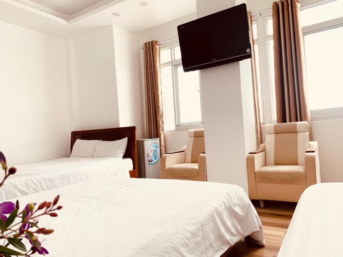 Khach San Nam Ngoc Da Lat Hotel ภายนอก รูปภาพ