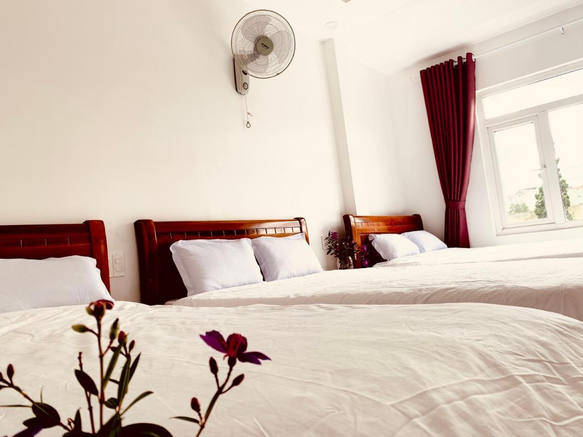 Khach San Nam Ngoc Da Lat Hotel ภายนอก รูปภาพ
